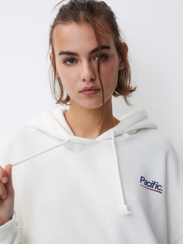 Pull&Bear Sweatshirt i hvid