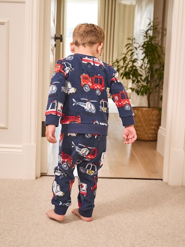 Pijamale de la Next pe albastru