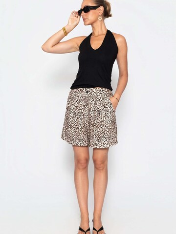 SASSYCLASSY Wide leg Trousers in Beige