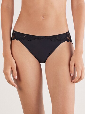 INTIMISSIMI Slip in Schwarz: Vorderseite