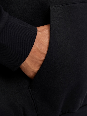 Felpa 'JJECorp' di Jack & Jones Plus in nero