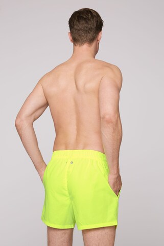 Pantaloncini da bagno di CAMP DAVID in giallo