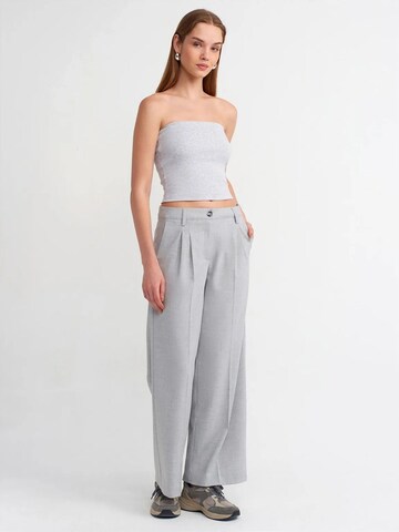 Dilvin Top in Grey