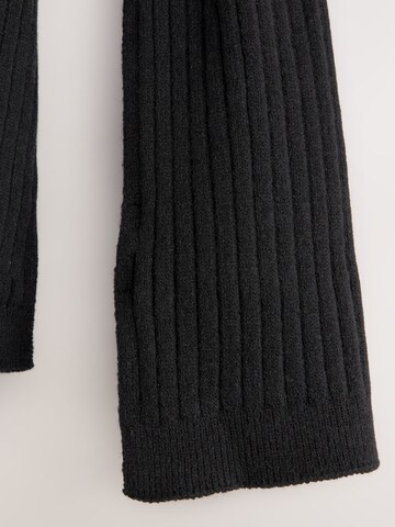 Next Šal | črna barva