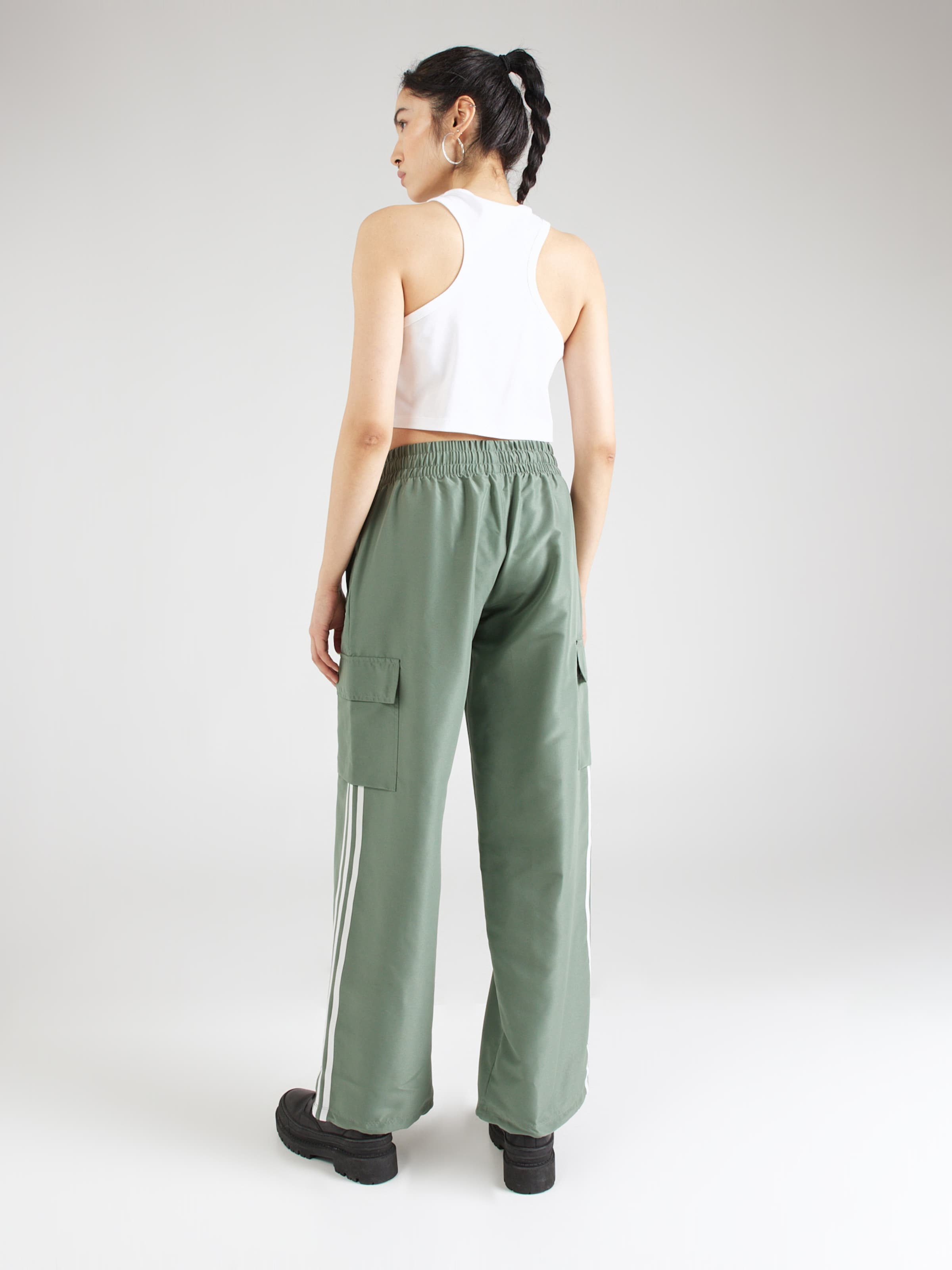 Pantaloni adidas top a palazzo