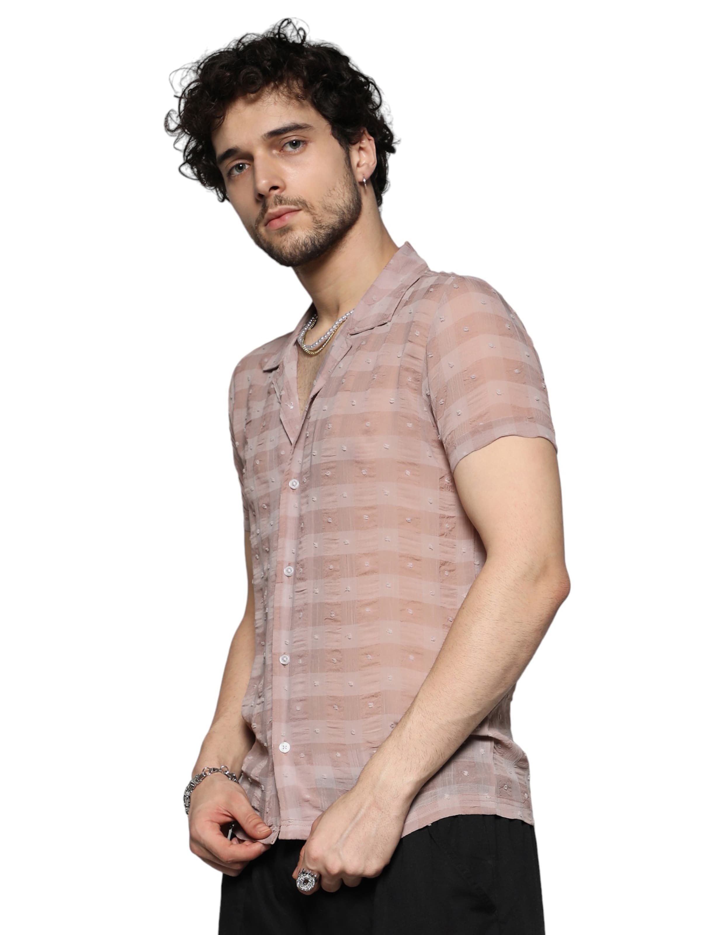 Campus Sutra - Ajuste estrecho Camisa 'Chance' en beige