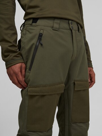 Slimfit Pantaloni sport de la O'NEILL pe verde