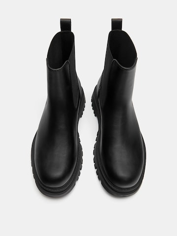 Pull&Bear Chelsea škornji | črna barva