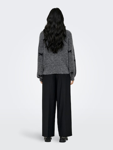 ONLY Sweater 'ONLBRUNHILDA' in Grey