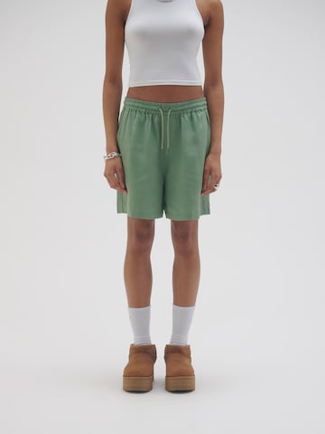 Pacemaker Loose fit Pants 'Leopold' in Green: front