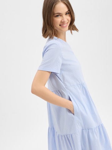 Robe d’été Marie Lund en bleu