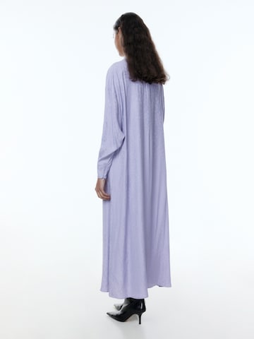 Robe 'Hila' EDITED en violet