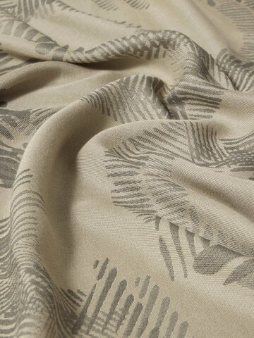 GUESS Scarf in Green