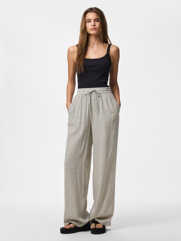 Wide Leg Pantalon 'PCPia' PIECES en beige