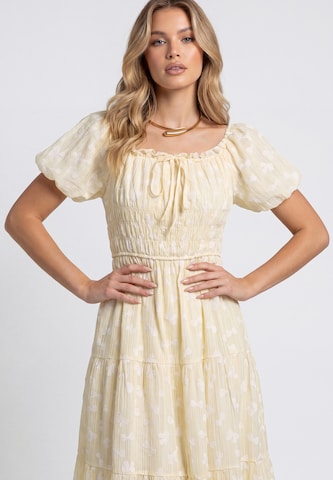 Robe faina en jaune