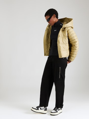 Nike Sportswear Jacke 'ESSNTL PRIMA' in Grün