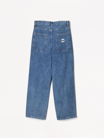 Bershka Loosefit Jeans i blå