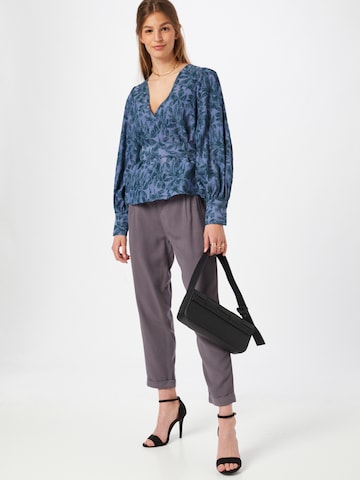 IVY OAK Blouse in Blauw