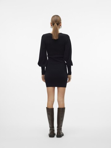 VERO MODA Strikkjole 'HOLLYKARIS' i sort
