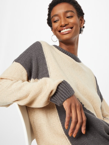 In The Style - Pullover 'LORNA' em bege