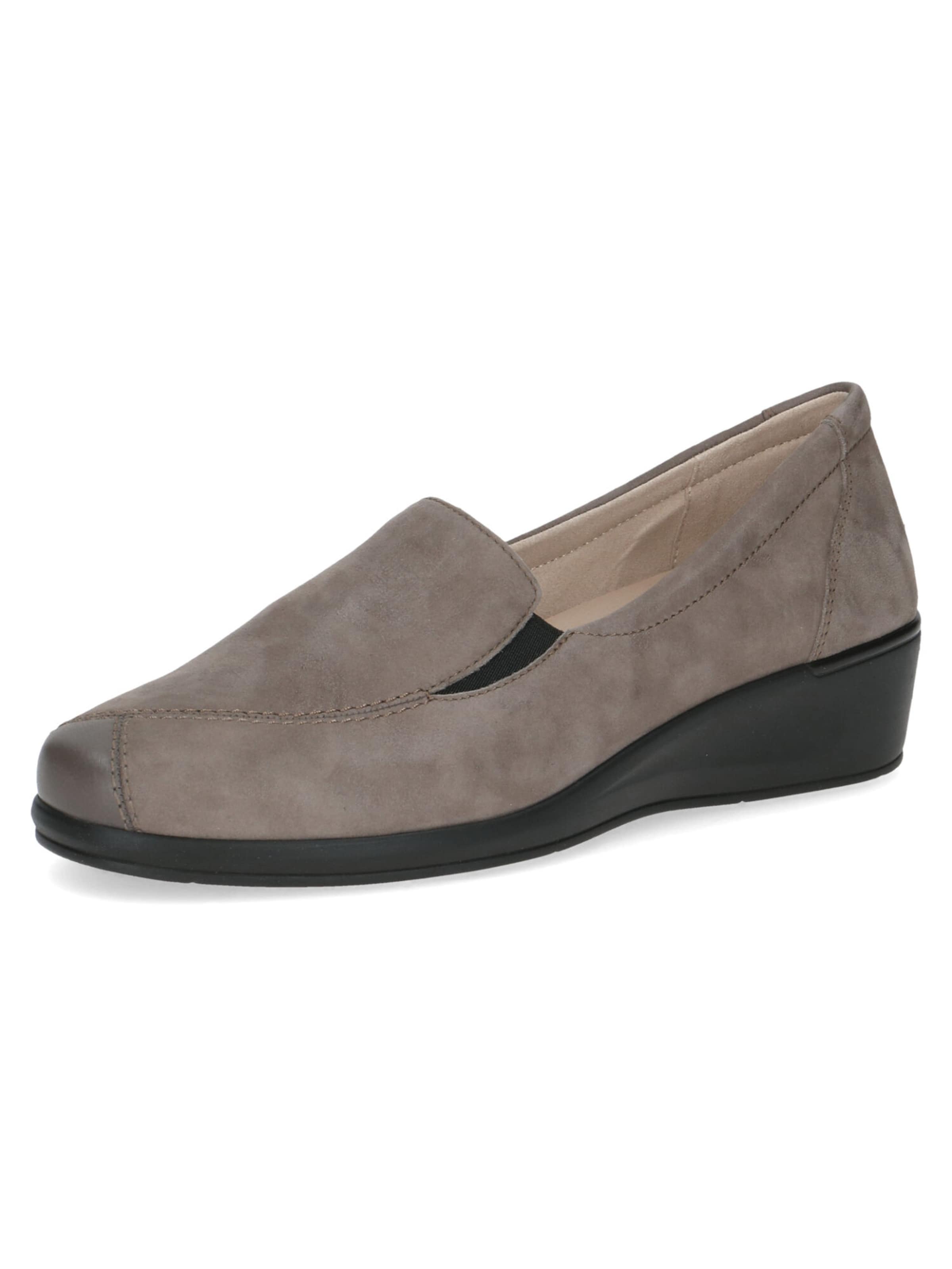 CAPRICE Classic Flats in Brown: front