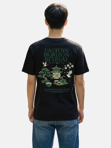 RoamLikeSummer Shirt 'Eastern Horizon'‌‌‌ in Schwarz: Vorderseite