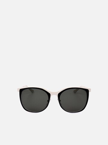 Marni Sunglasses 'Marni ME102S Ice/black 53/20/135 Women Sunglasses' in White: front