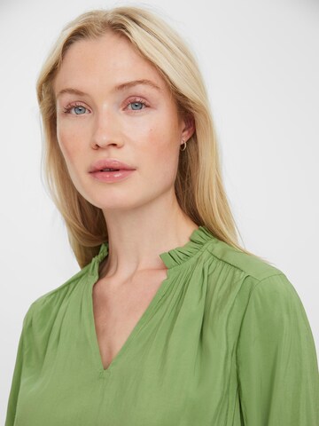 VERO MODA Блуза 'Bell' в зелено