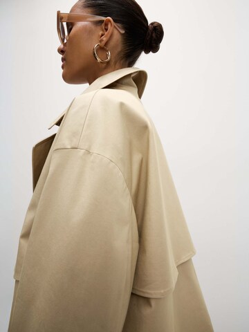 Manteau mi-saison Marks & Spencer en beige