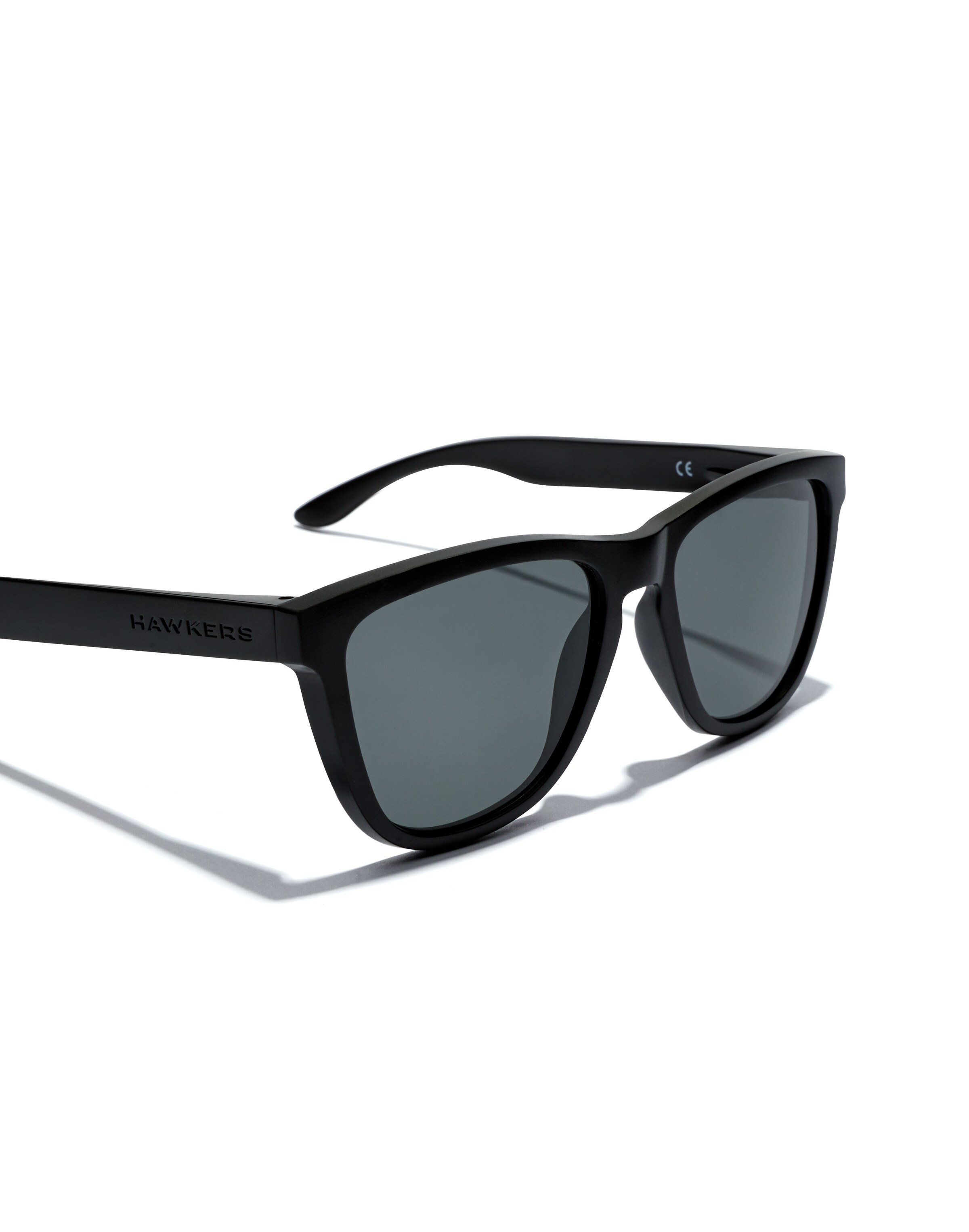 Occhiali da sole 'One Raw' di HAWKERS in nero