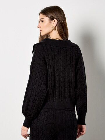 Pull-over Apricot en noir