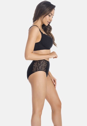 Panty di TEYLI in nero