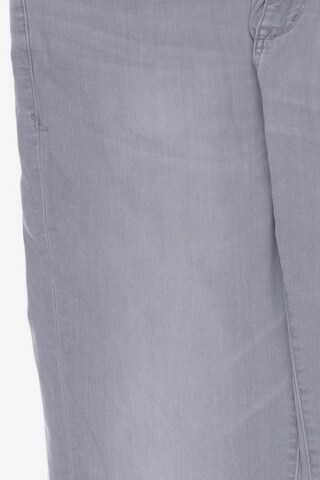 s.Oliver Jeans in 42 in Grey