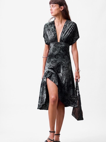 Abito di Desigual in nero: frontale