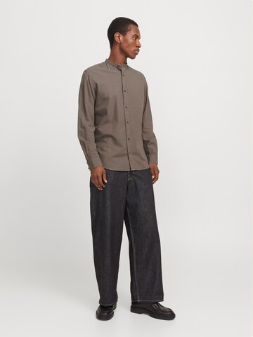Slim fit Camicia 'JJESummer' di JACK & JONES in marrone