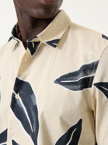 GARCIA - Ajuste regular Camisa en blanco