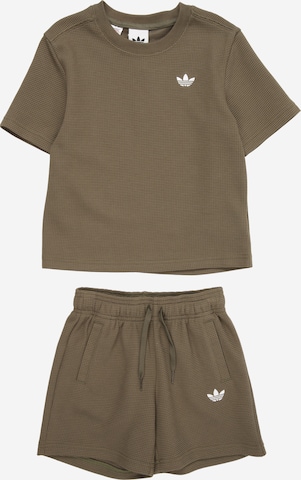 ADIDAS ORIGINALS Setti värissä vihreä: etupuoli