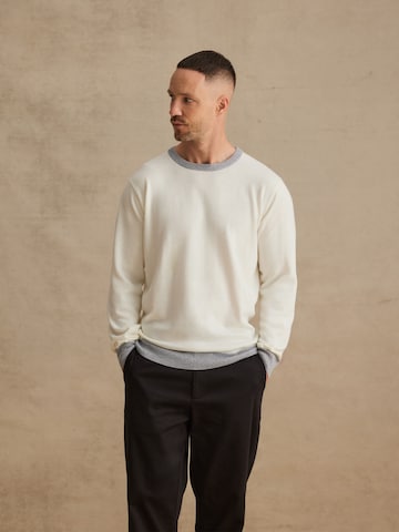 DAN FOX APPAREL Sweater 'Lars' in White