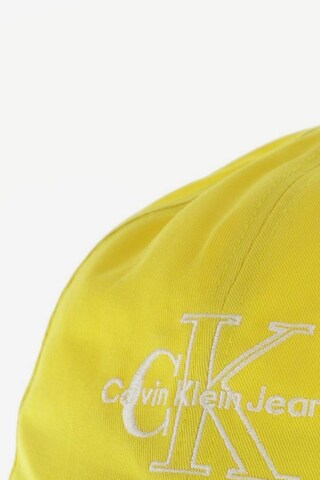 Calvin Klein Jeans Hat & Cap in One size in Yellow