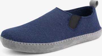 Travelin Slippers in Blue: front