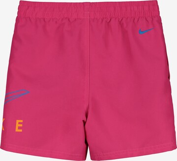 Nike Swim Badeshorts in Pink