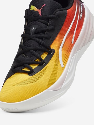 Scarpa sportiva 'All-Pro Nitro' di PUMA in giallo