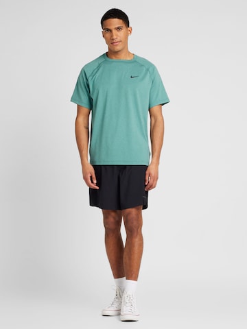 T-Shirt fonctionnel 'Ready' NIKE en vert