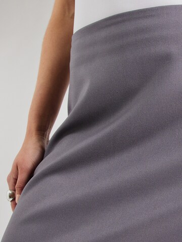 Monki - Falda en gris