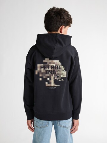 Petrol Industries Sweatshirt 'Puget' in Black: front