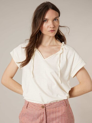 T-shirt 'Kaia' Deeluxe en beige : devant