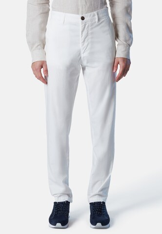 Coupe slim Pantalon chino North Sails en blanc : devant