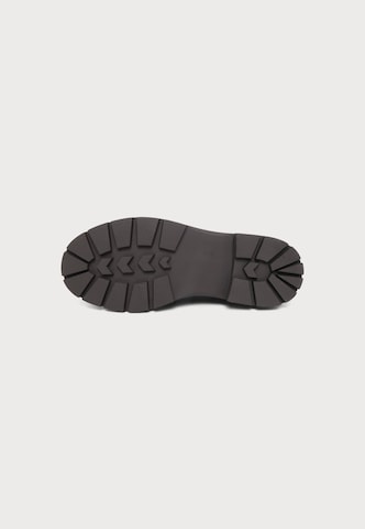 Chaussure basse GLAMOROUS en marron