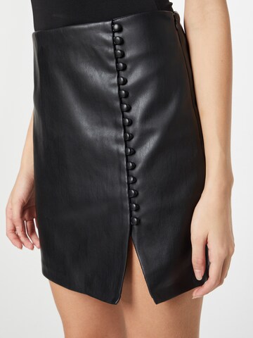 River Island Rock in Schwarz