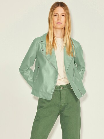 JJXX Between-Season Jacket 'Gail' in Green: front